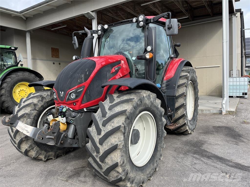 Valtra N174 Traktorit