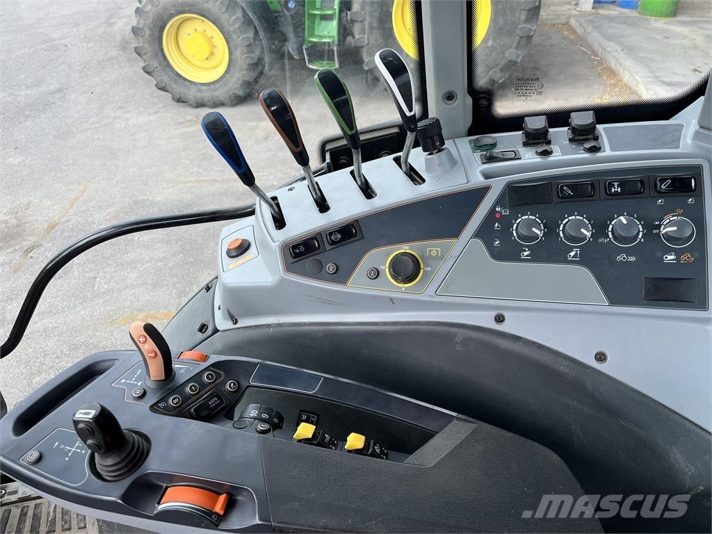 Valtra N174 Traktorit