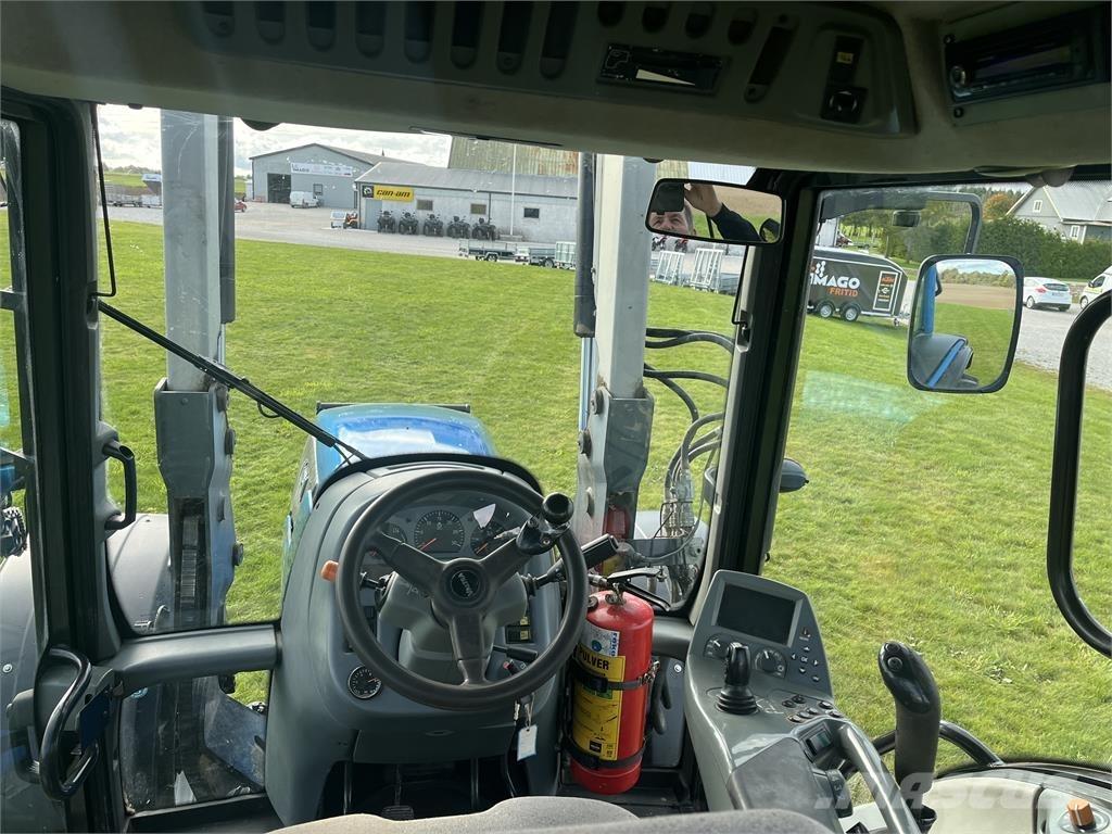 Valtra T151 E Traktorit