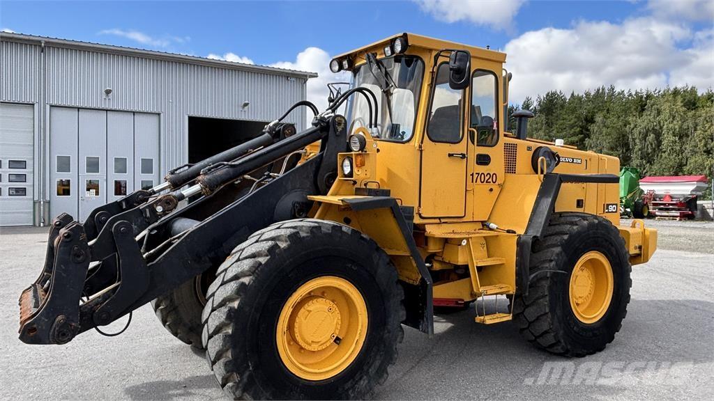 Volvo L90 LASTMASKIN Pyöräkuormaajat