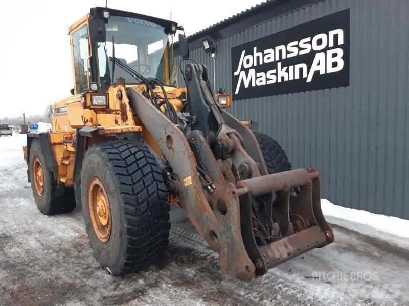 Volvo L90C Pyöräkuormaajat