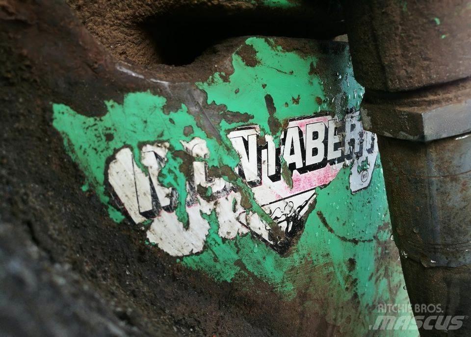 Liebherr  Muut