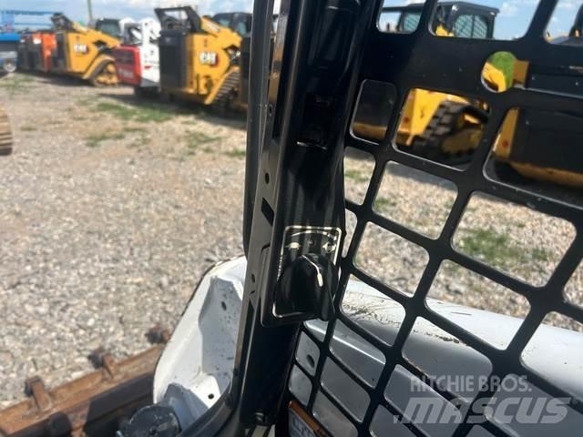 Bobcat T590 Liukuohjatut kuormaajat