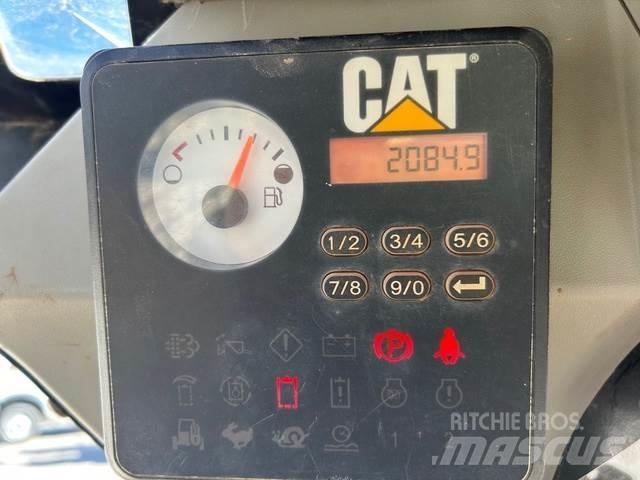 CAT 239D Liukuohjatut kuormaajat