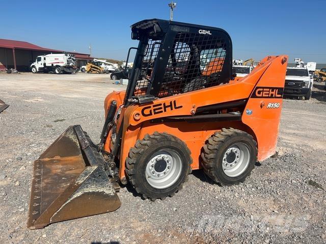 Gehl R150 Renkaat ja vanteet