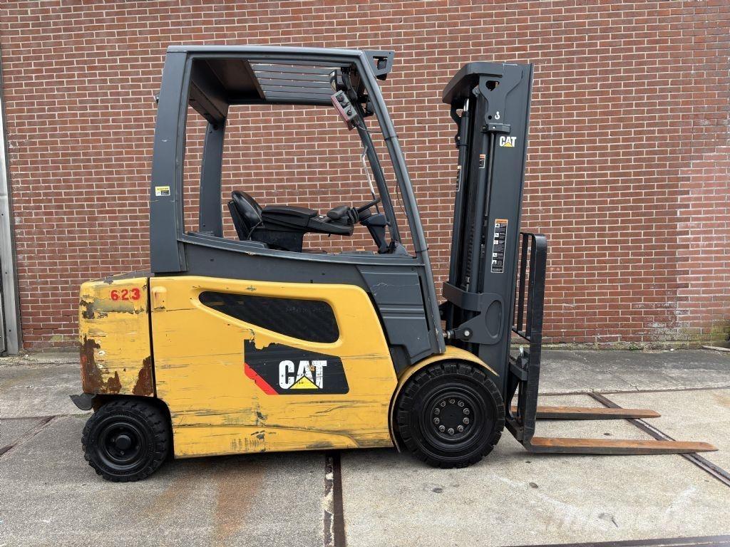 CAT 2EP5000 Sähkötrukit