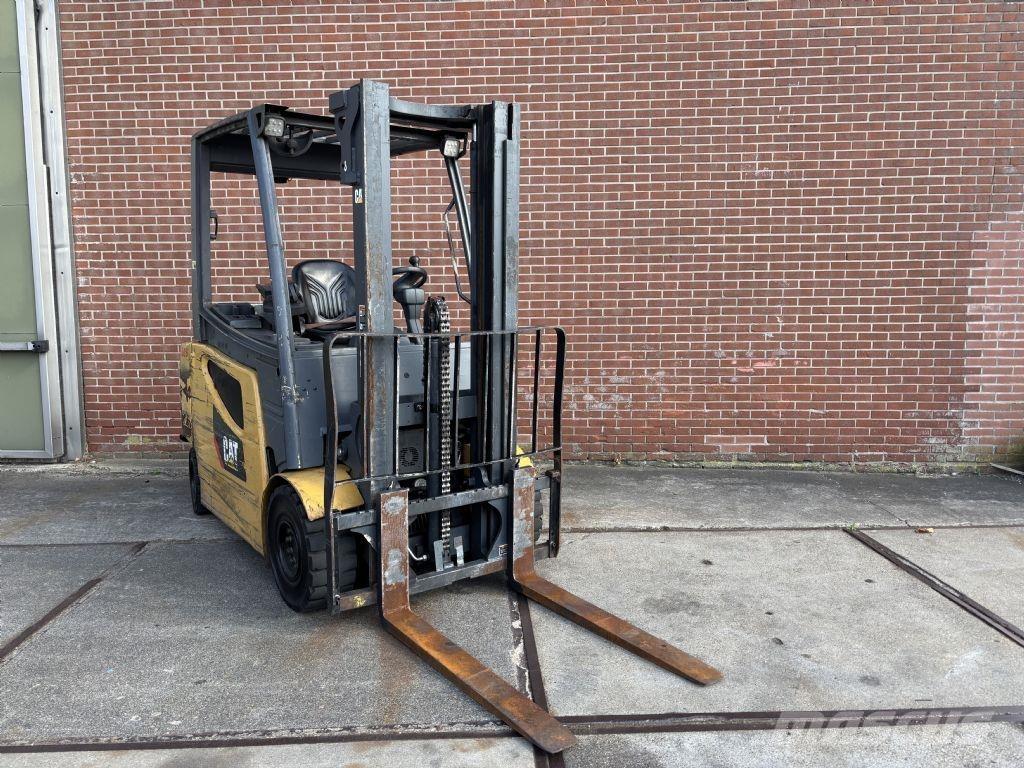CAT 2EPC5000 Sähkötrukit