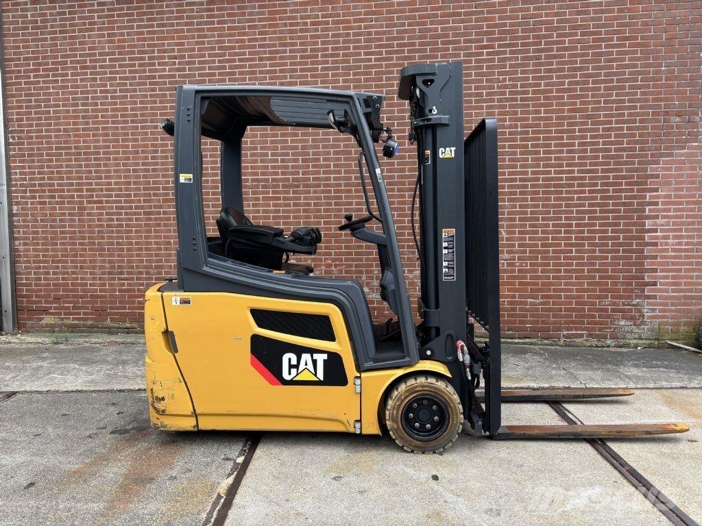CAT 2ET4000 Sähkötrukit