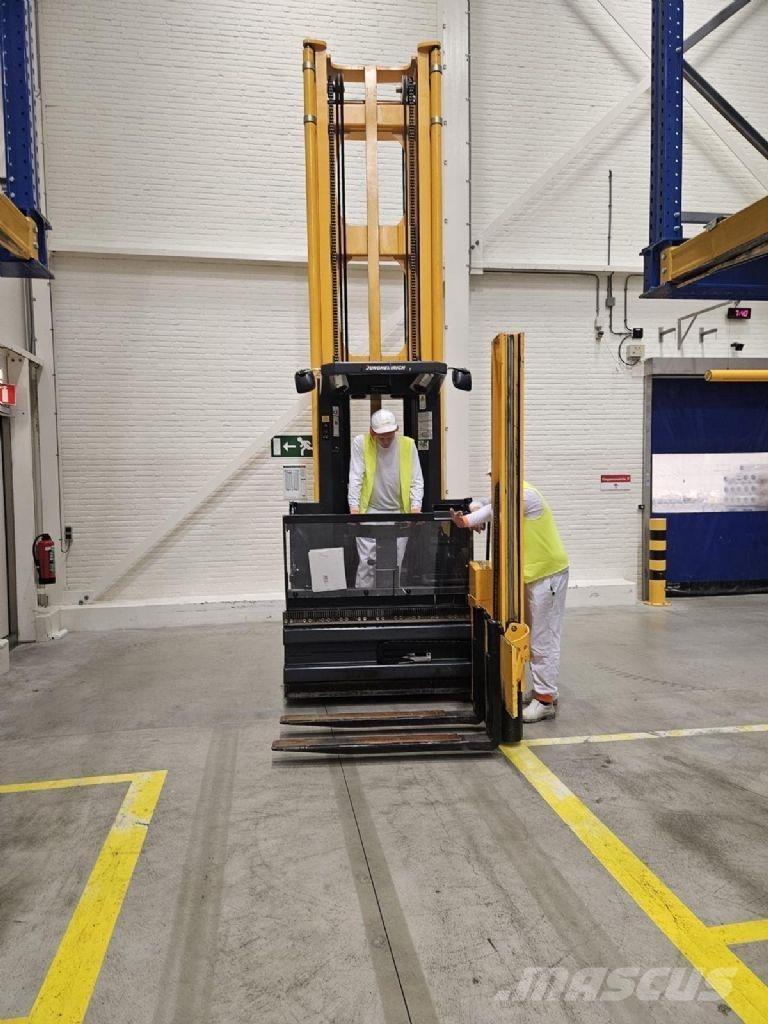 Jungheinrich EKX 515k Korkeakeräilytrukit