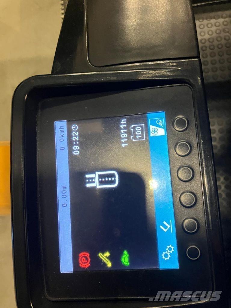 Jungheinrich EKX 516 Korkeakeräilytrukit