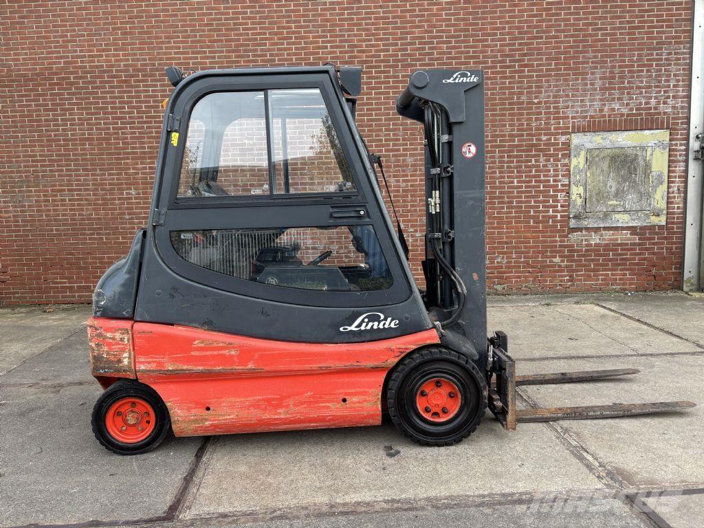 Linde E25 / 02 Sähkötrukit