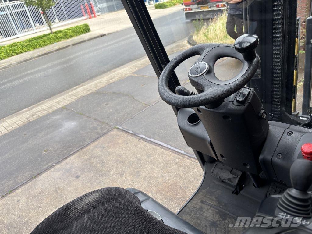 Linde E25HL-01/600 Sähkötrukit