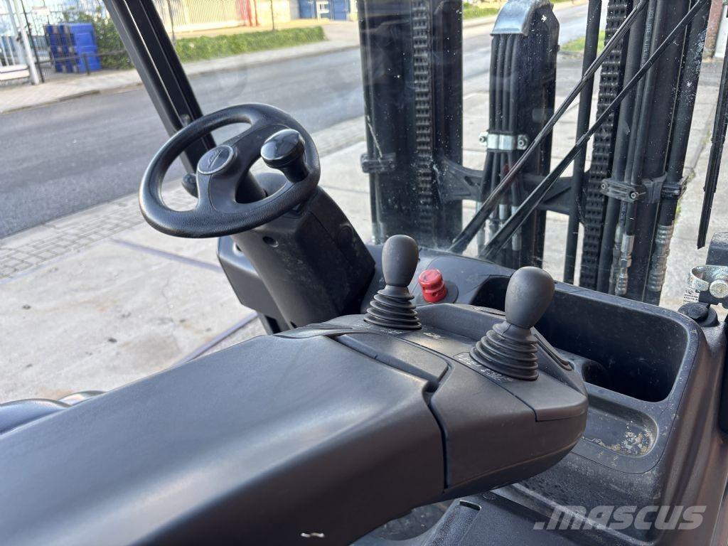 Linde E25HL-01/600 Sähkötrukit