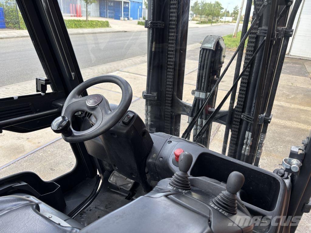 Linde E25HL-01/600 Sähkötrukit