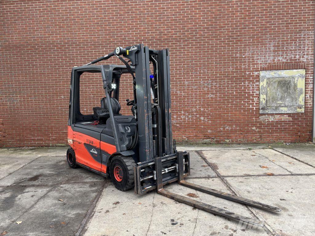 Linde E25PL Sähkötrukit