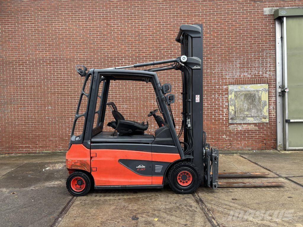 Linde E30L-01 Sähkötrukit