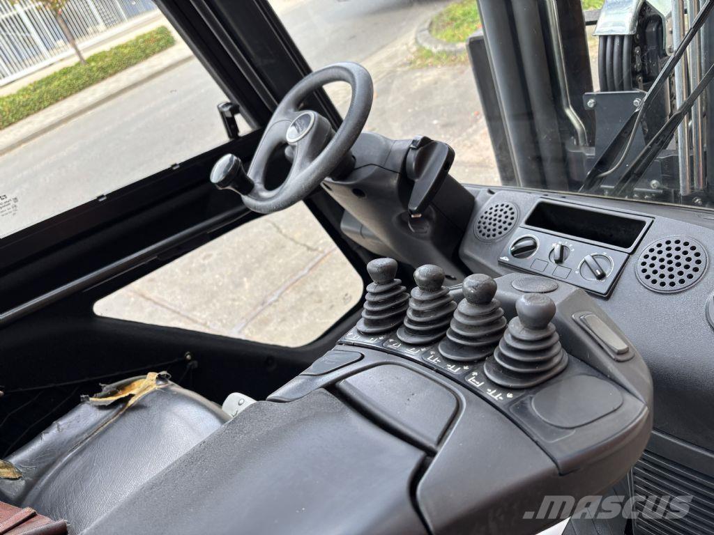 Linde H30T Nestekaasutrukit