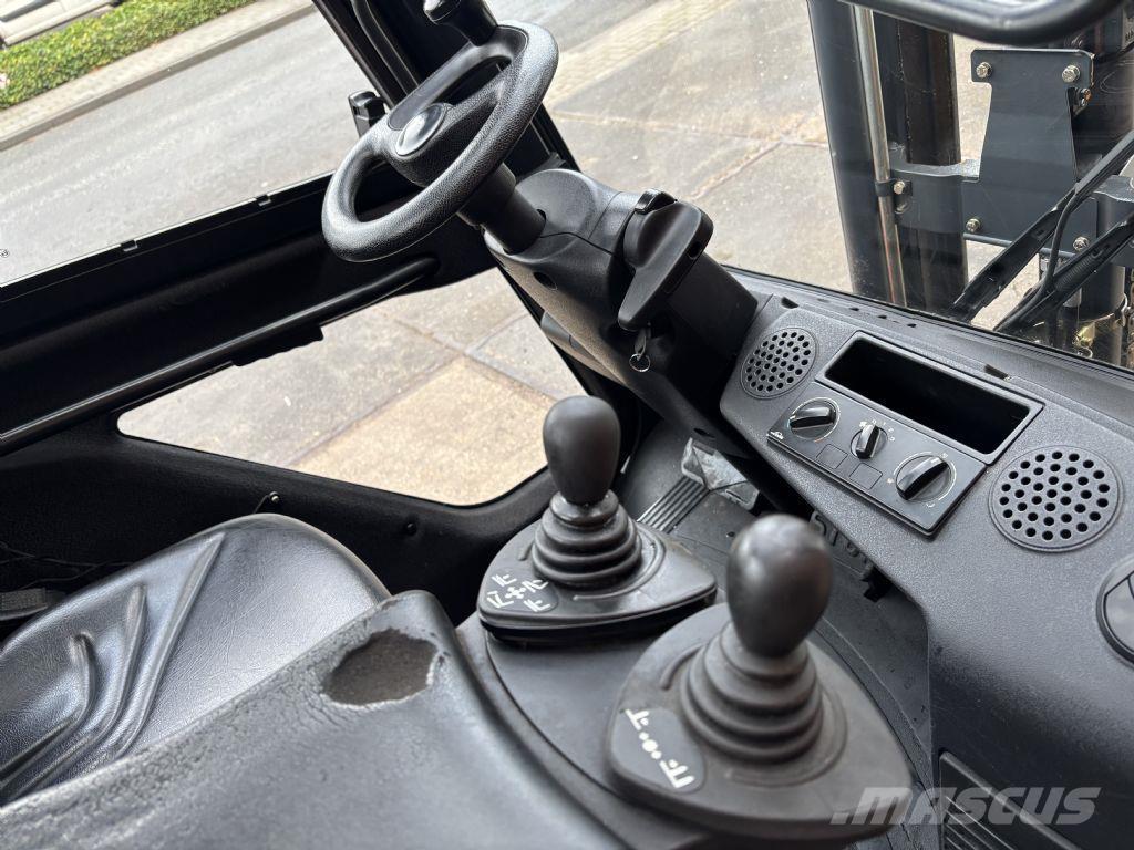 Linde H35T-01 Nestekaasutrukit