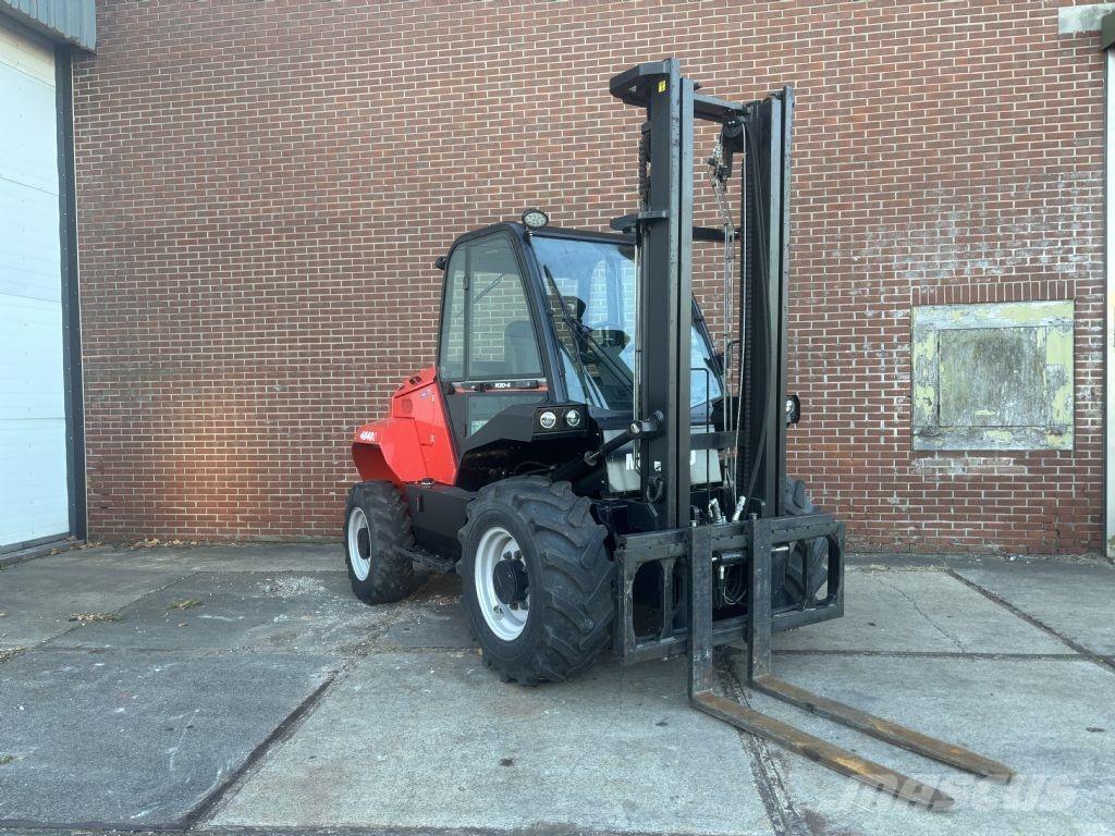 Manitou M30-4 Maastotrukit
