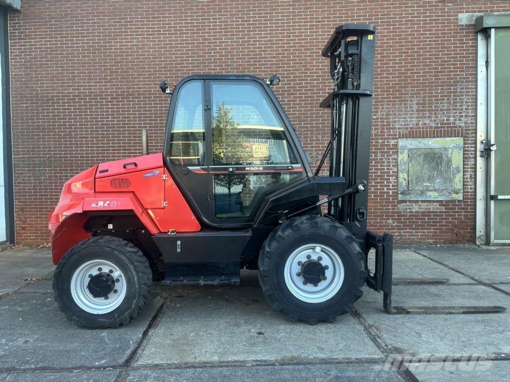 Manitou M30-4 Maastotrukit