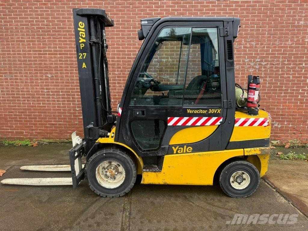 Yale GLP30VX Nestekaasutrukit