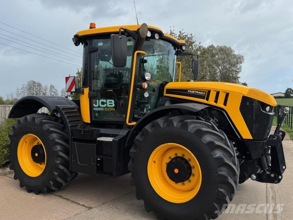 JCB 4220 iCON Traktorit