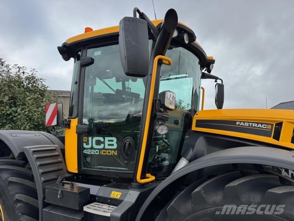 JCB 4220 iCON Traktorit