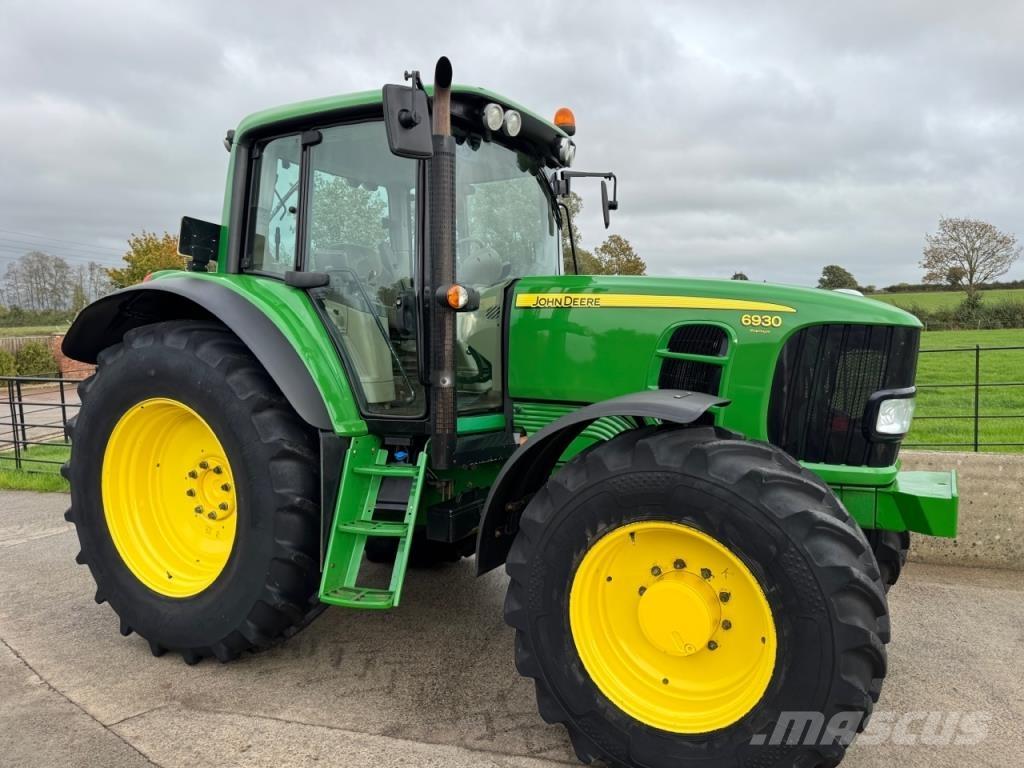 John Deere 6930 Traktorit