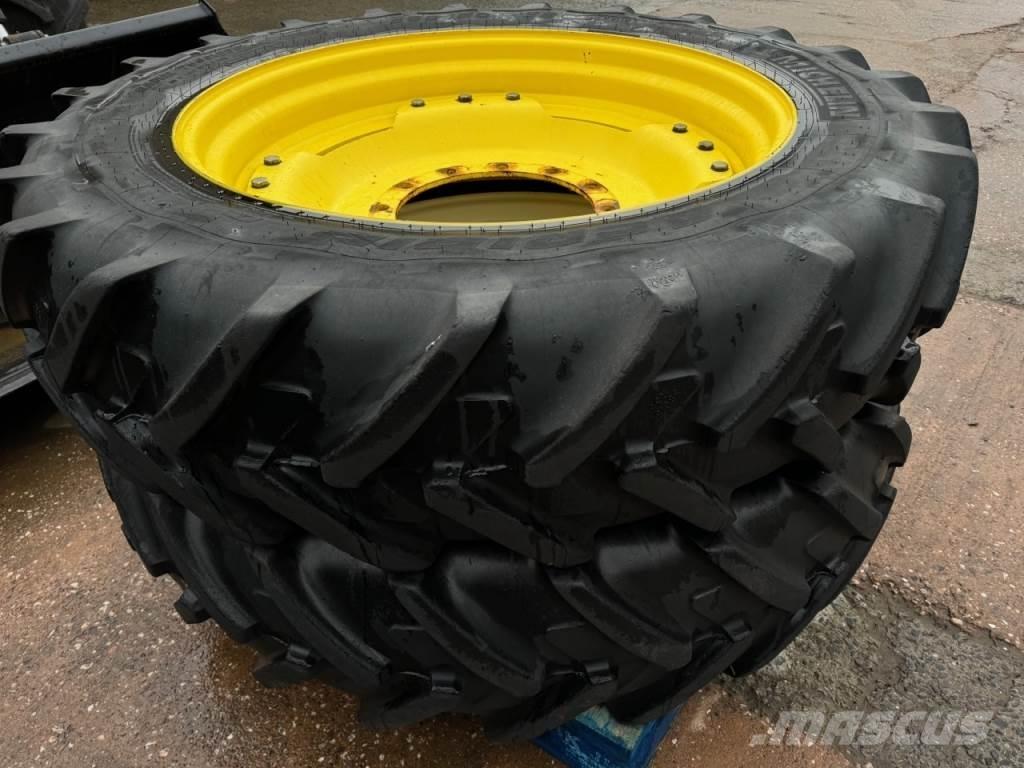  Topper 9 Lisävarusteet ja komponentit