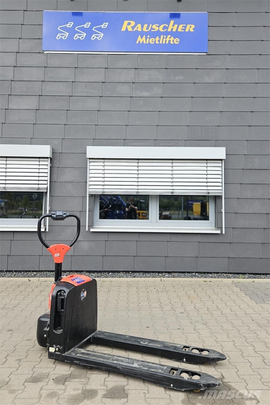 EP Equipment F4 Muut koneet