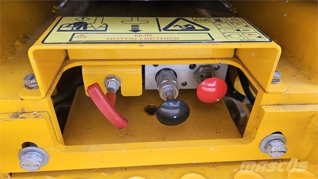 JCB S1930E Hinattavat henkilönostimet