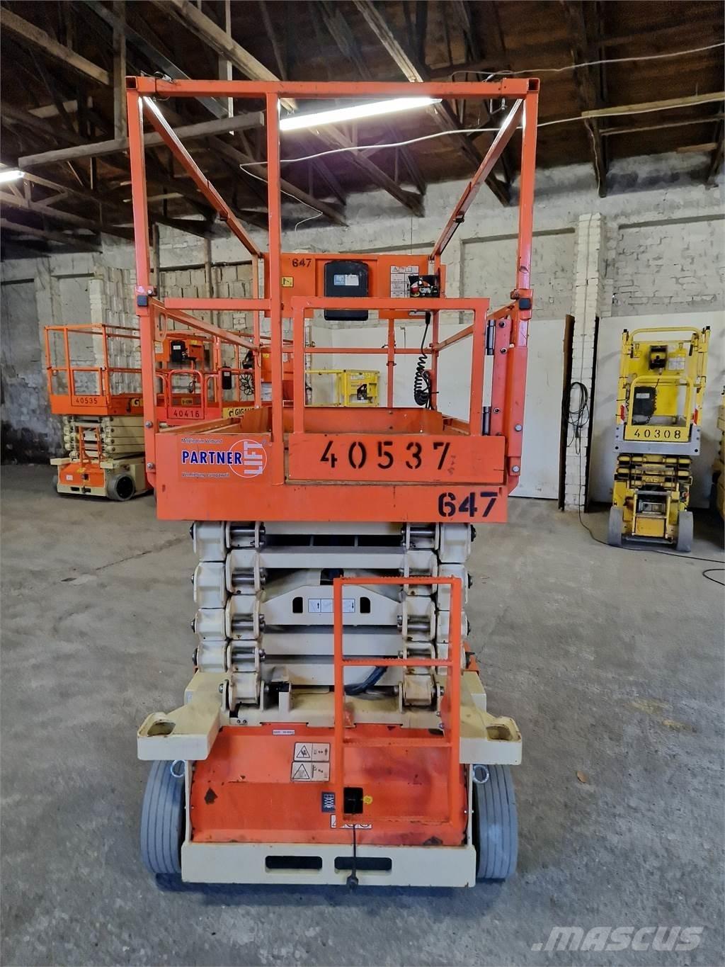 JLG 10 RS Saksilavat