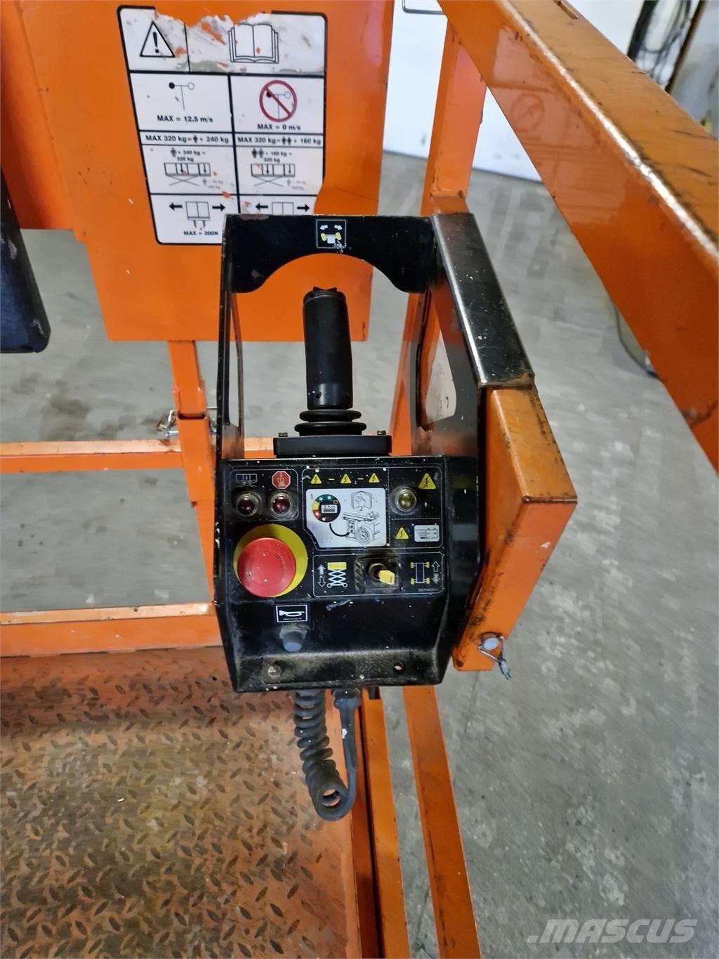 JLG 10 RS Saksilavat