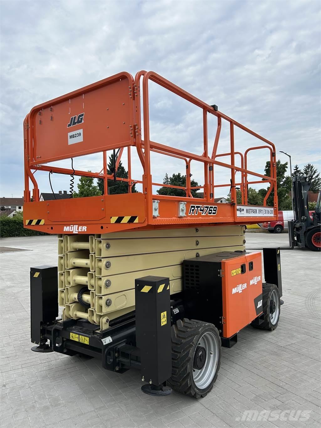 JLG RT4769 Saksilavat