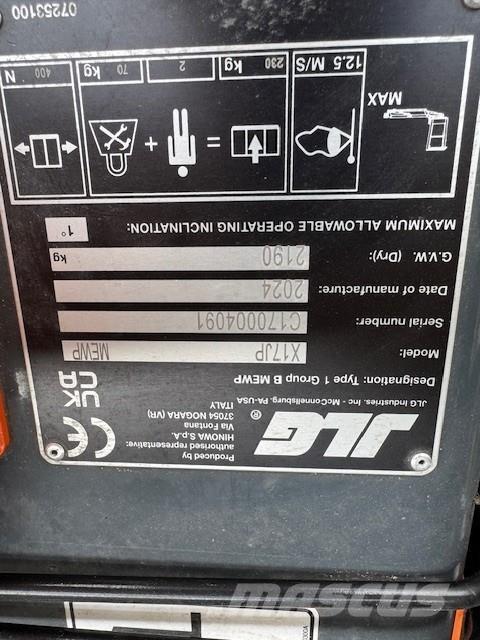 JLG X17JP Spider Pienikokoiset itseliikkuvat puominostimet