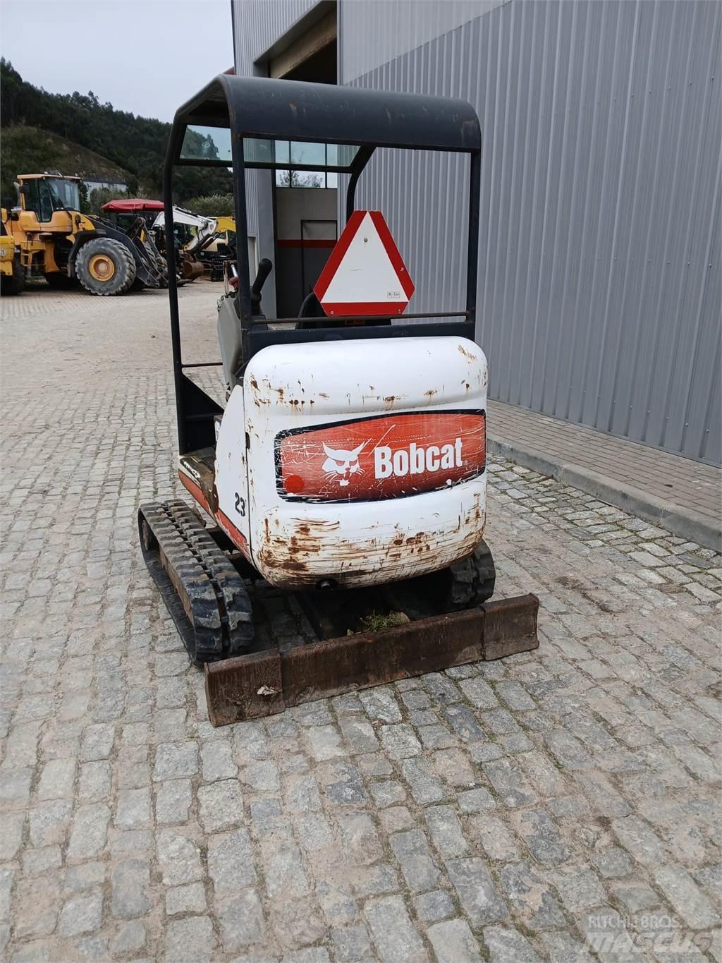 Bobcat 323 Minikaivukoneet < 7t