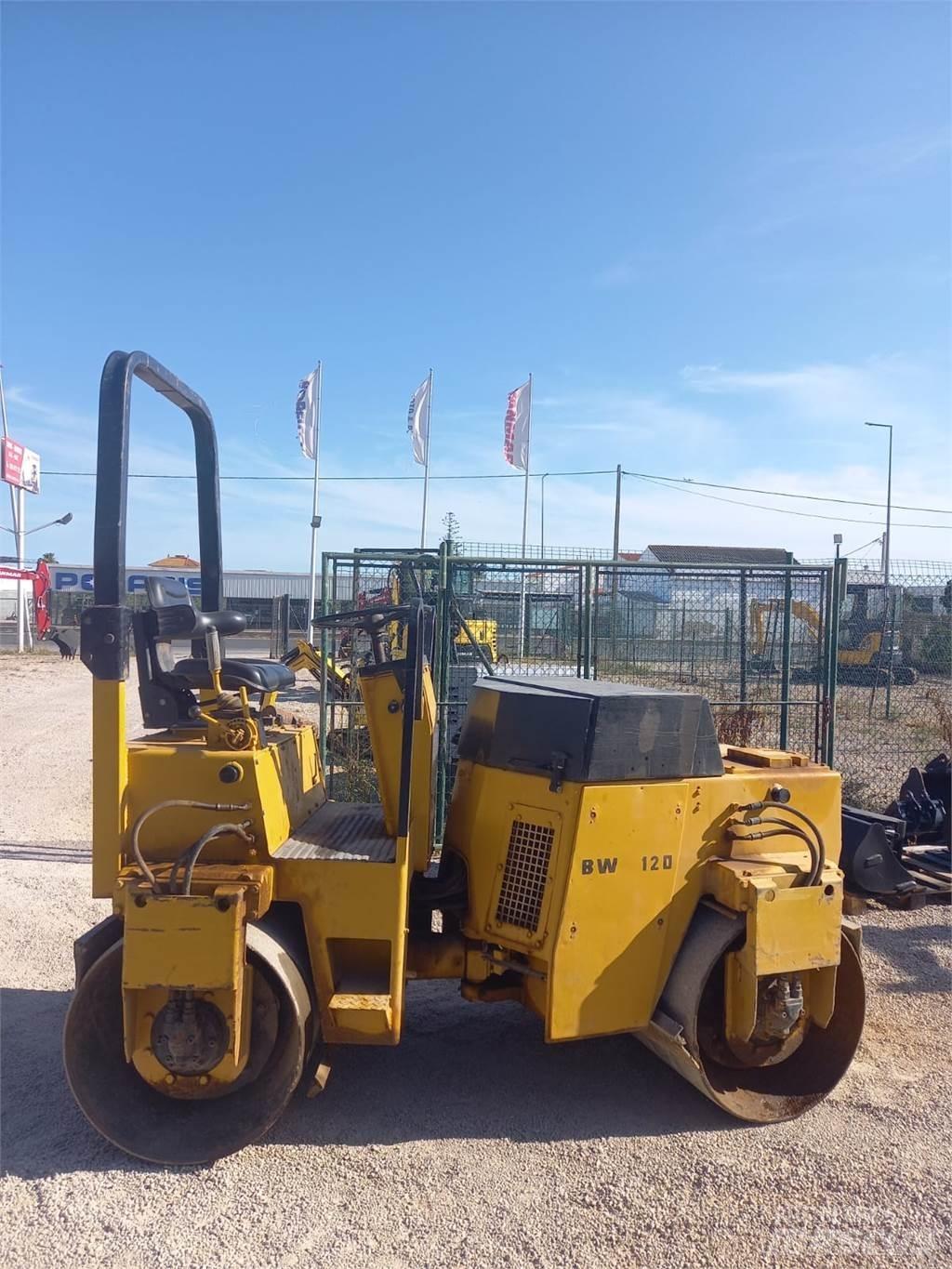 Bomag BW120AD Tandemjyrät