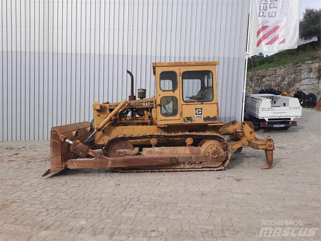 CAT D5B Putkenlaskijat