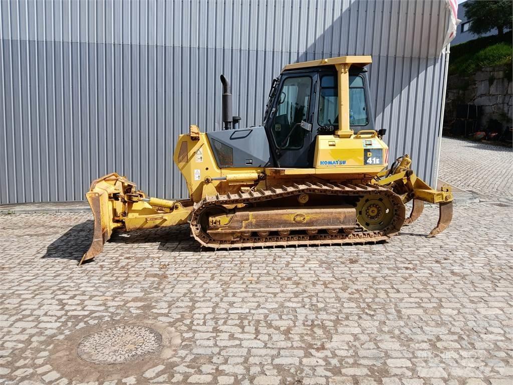 Komatsu D41E-6 Putkenlaskijat