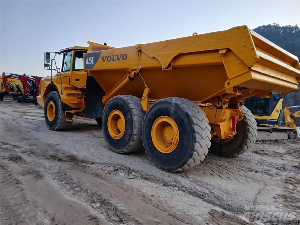 Volvo A25E Minidumpperit