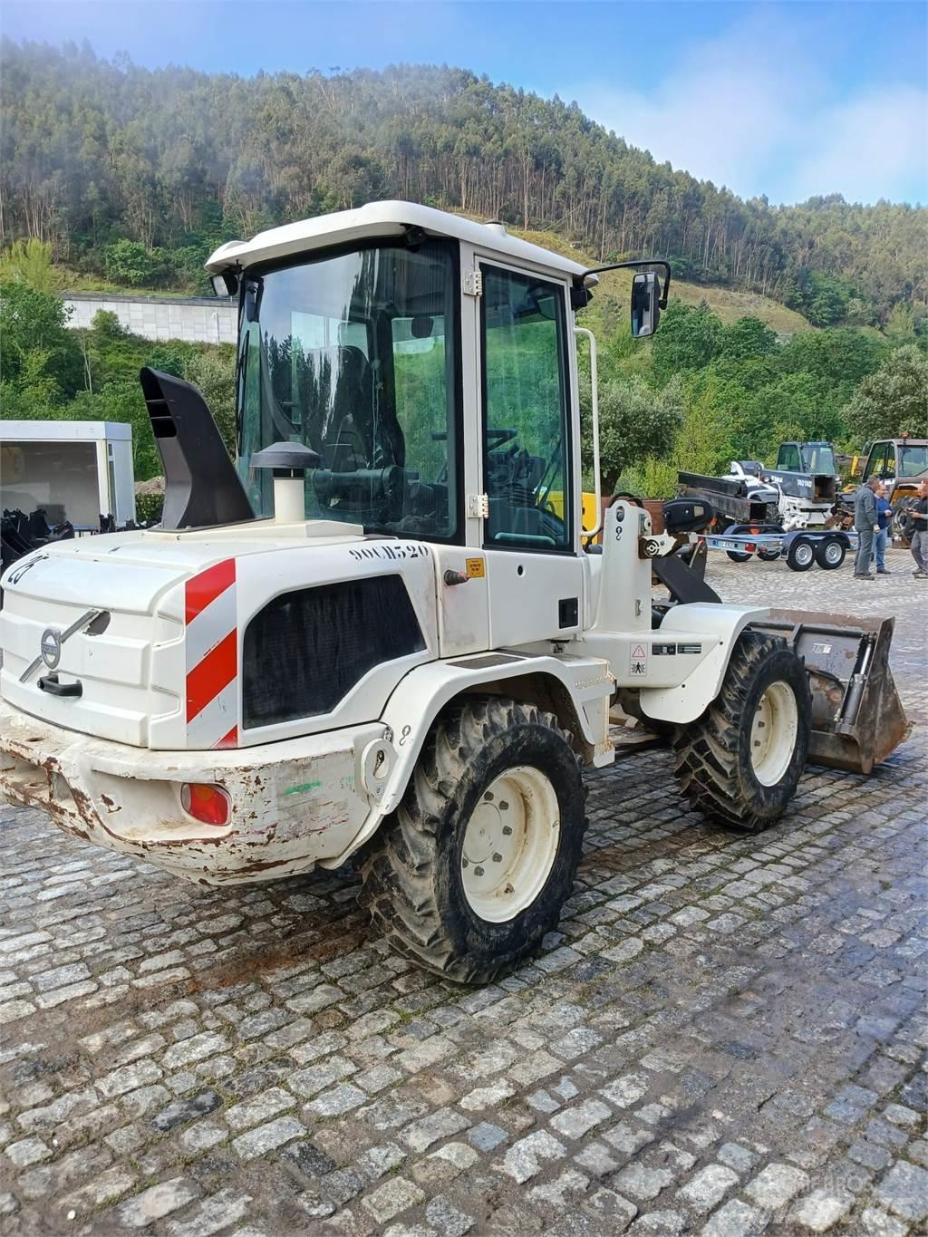 Volvo L30G Muut koneet