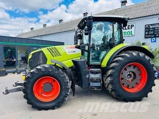 CLAAS ARION 640 Traktorit