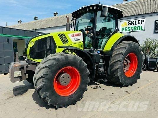 CLAAS AXION 840 Traktorit