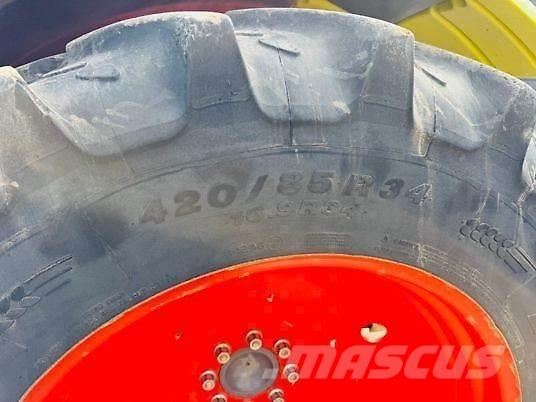 CLAAS CELTIS 446 RX Traktorit