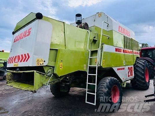 CLAAS MEGA 218 Leikkuupuimurit
