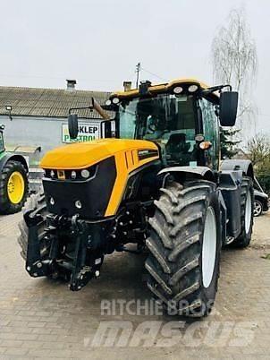 JCB FASTRAC 4220 Traktorit