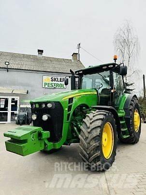 John Deere 8345R Traktorit
