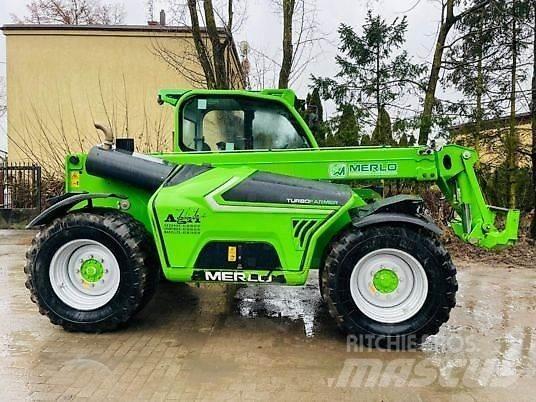 Merlo TF 42.7 156 Kurottajat