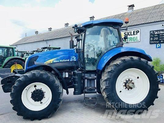 New Holland T7030 Traktorit
