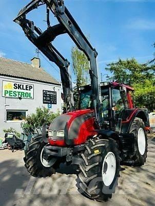 Valtra N101 Traktorit